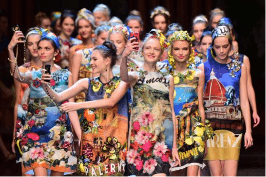 Dolce and Gabbana, Italia is Fashion AFP PHOTO / GIUSEPPE CACACEGIUSEPPE CACACE/AFP/Getty Images